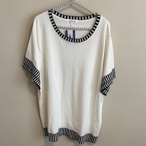 NEW Jess Lea 3x White Top with Black & White Stripe Trim